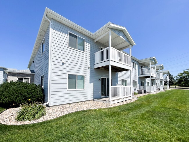 Wheatridge Apartments & Townhomes