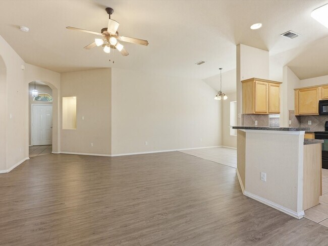 Foto del edificio - 6524 Sierra Madre Dr