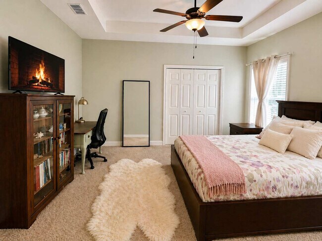 Foto del edificio - 7355 Hightower Cir