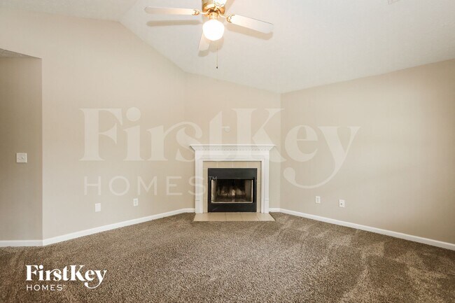 Building Photo - 9522 Sleepy Hollow Ln