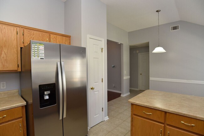 Foto del edificio - Rent Ready Home!