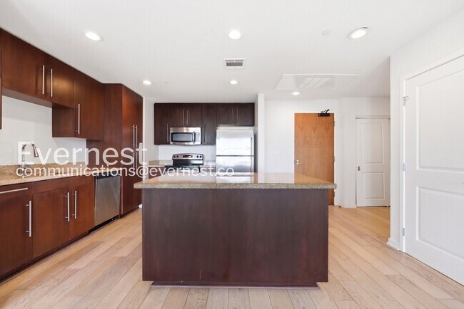 Foto del edificio - 1-Bed/1-Bath Condo with Pool, Spa, and Fitness Center!/Available Now!