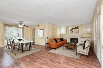 Building Photo - 4702 Cashel Cir