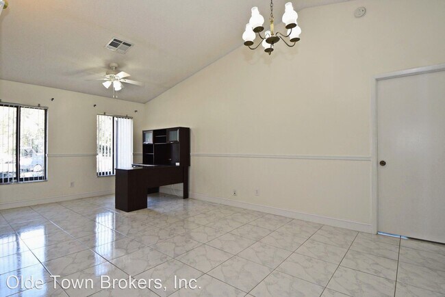 Foto del edificio - 4 br, 2 bath House - 3707 Valencia Grove Ln.