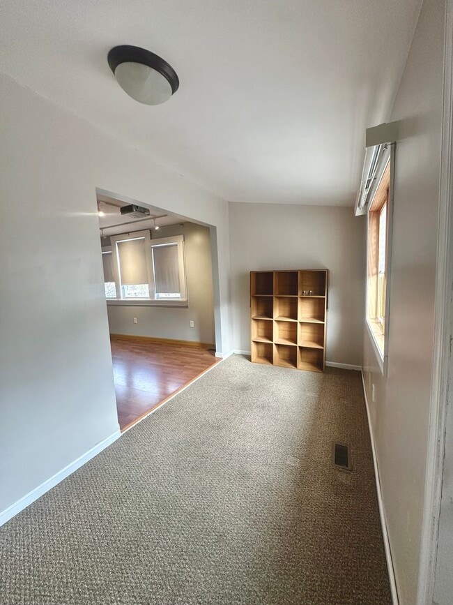 Foto del edificio - 32 Barberie Ave