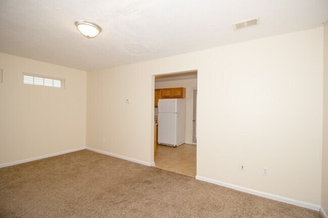 Foto del edificio - 1427/1429 Creekside