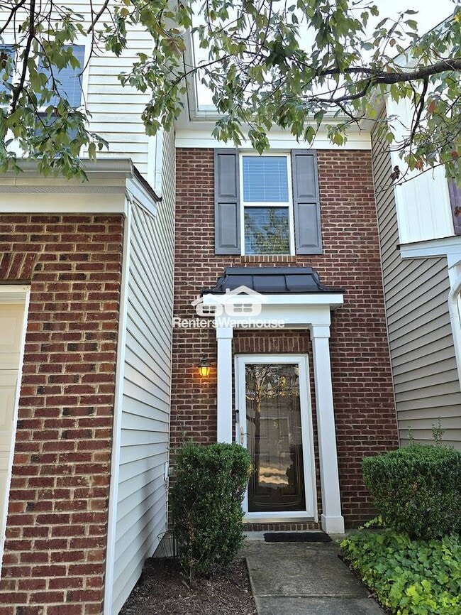 Foto del edificio - Beautiful 3-bedroom townhome in North Rale...