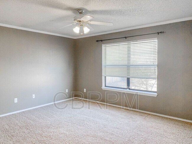 Foto del edificio - 6022 72nd St