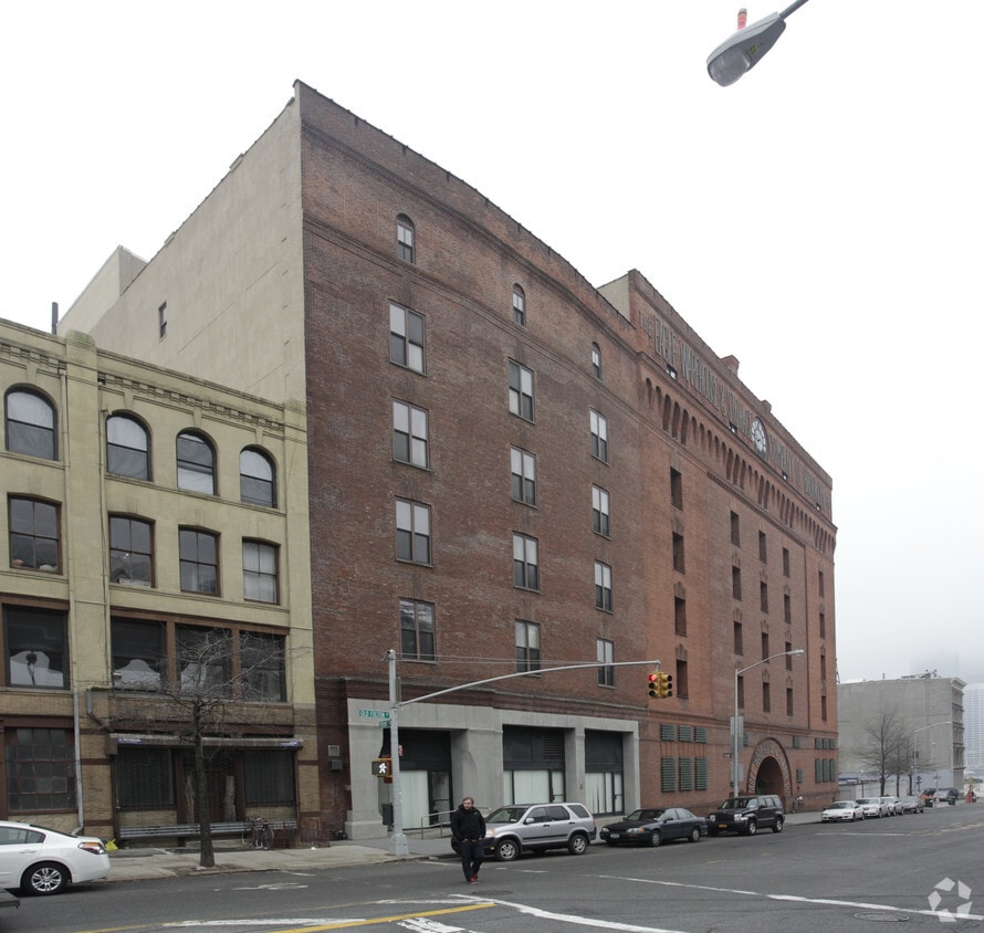 28 Old Fulton St, Brooklyn, NY 11201 Apartments Brooklyn, NY