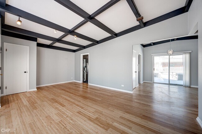 Building Photo - 5158 N Moreland Ave