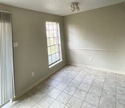 Building Photo - 2120 El Paseo St