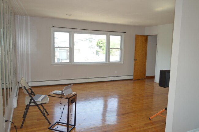 Foto del edificio - 1211 51st St