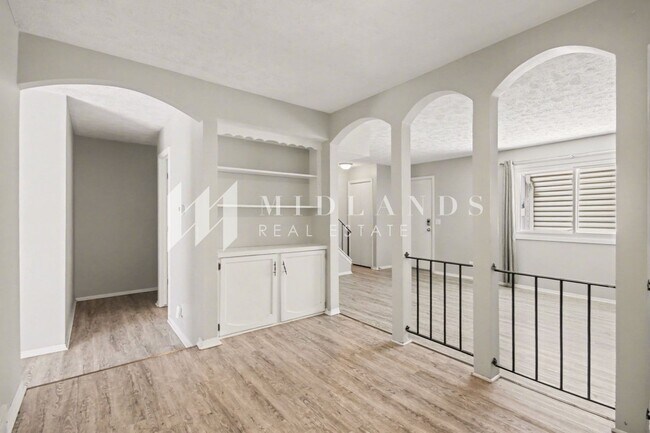 Foto del edificio - Bellevue Townhome