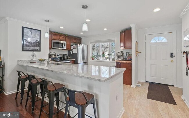 Building Photo - 7680 Wolford Way
