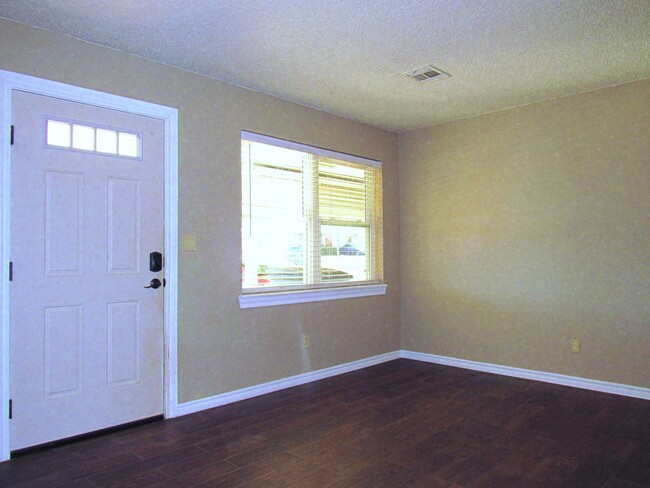 Building Photo - Beautiful Home with Inground Storm Shelter...