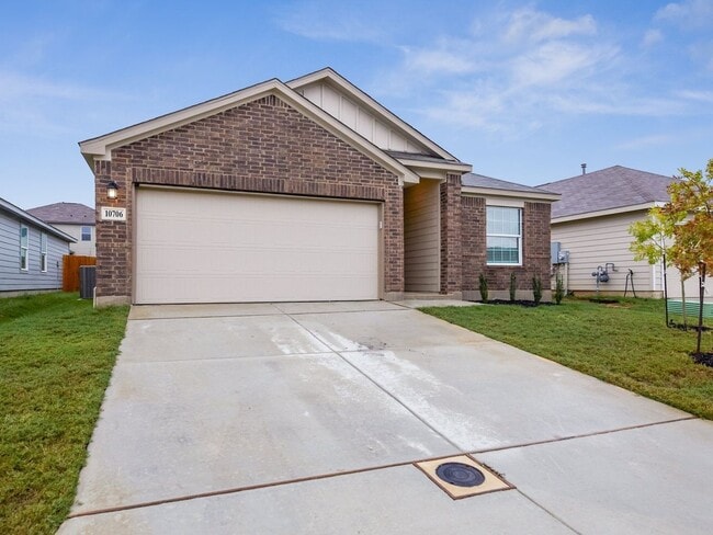 Building Photo - 3 Bedroom Single Family Home in Converse