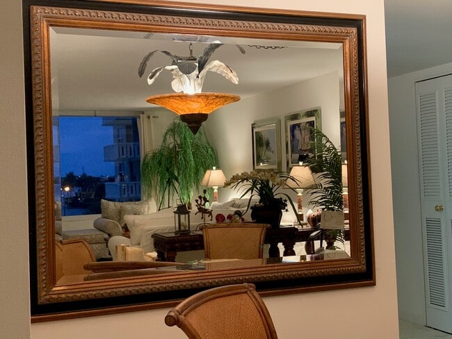 Foto del edificio - 3450 S Ocean Blvd