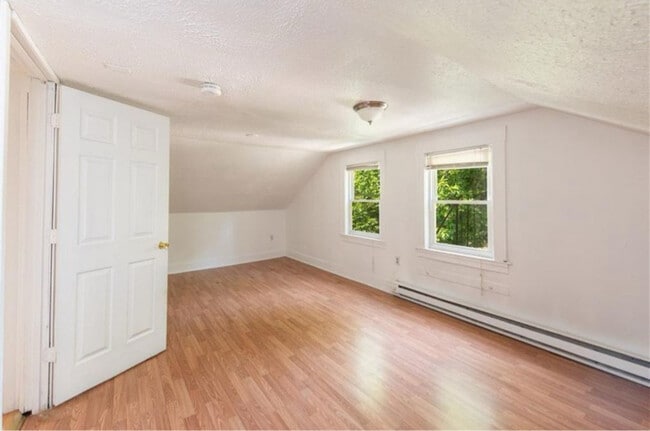 Photo - 6 Howard St Apartment