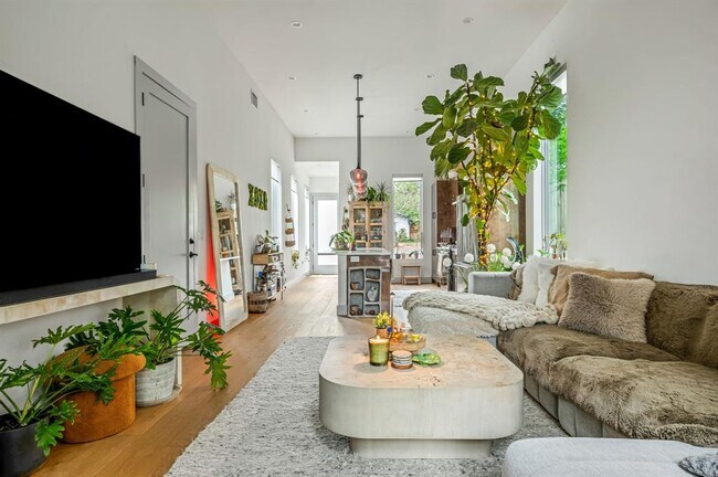 Foto del edificio - 2507 Audubon Pl