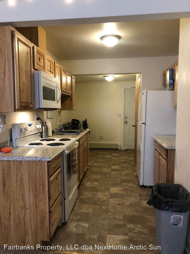 Primary Photo - 1127 6th Ave