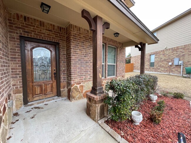 Foto del edificio - 4-Bedroom House for Rent in Harker Heights