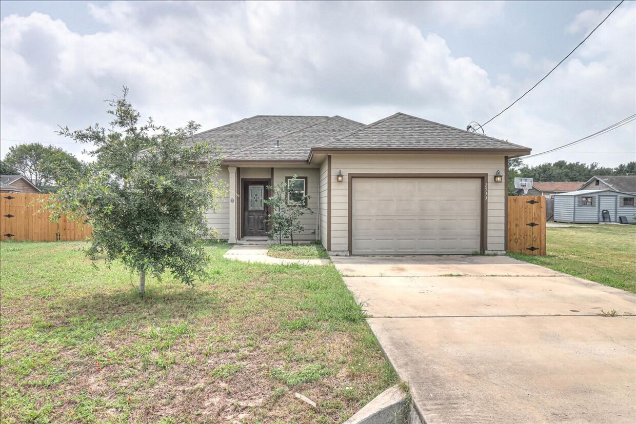 Foto principal - 2533 Lorine Dr