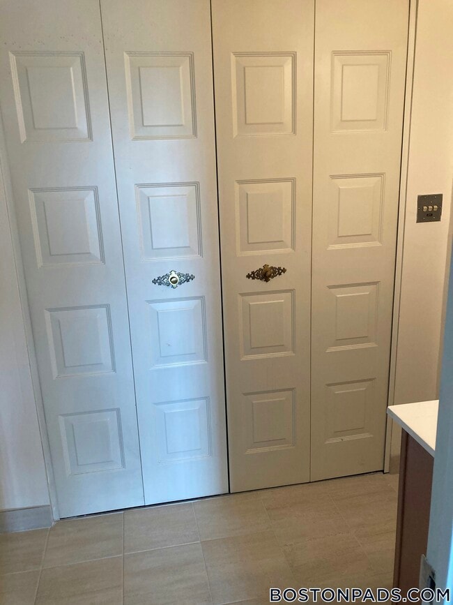 Foto del edificio - 385 Massachusetts Ave