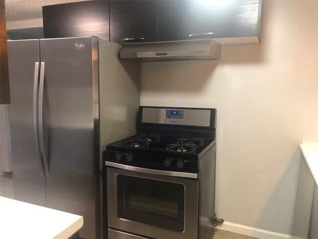 Foto del edificio - 905 Taulbee Ln