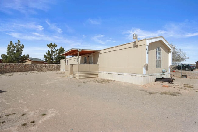 Building Photo - 505 Ricky Zelt Dr