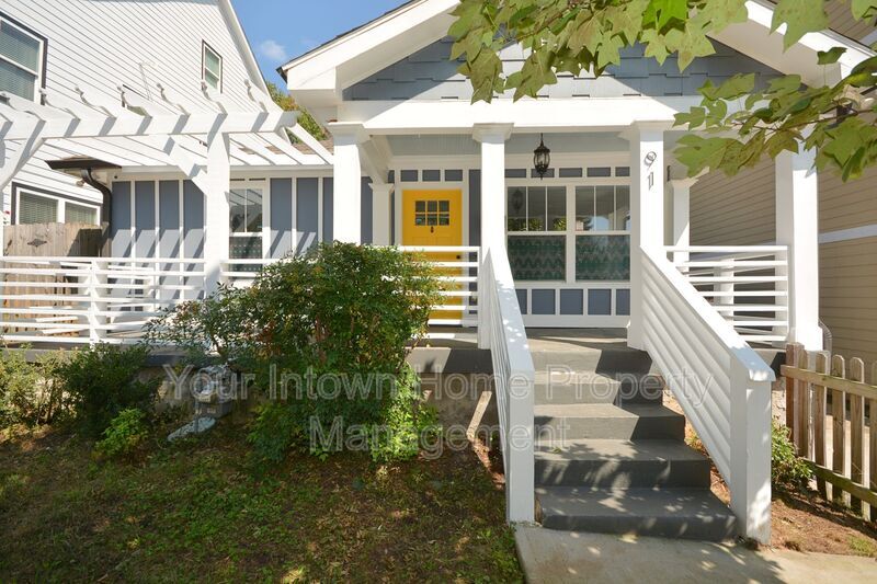 Photo - 91 Mayson Ave NE