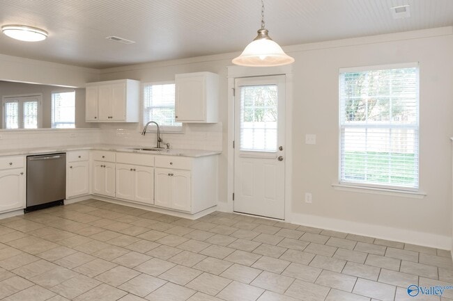 Foto del edificio - 4806 Inglewood Ct SE