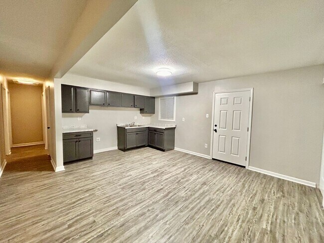 Foto del edificio - Newly Rehabbed Home in Raleigh - Open To Section 8 - $99 Move In Special