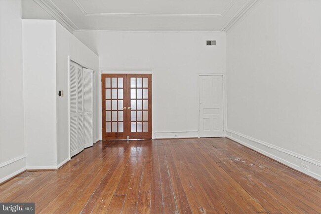 Foto del edificio - 328 S 15th St