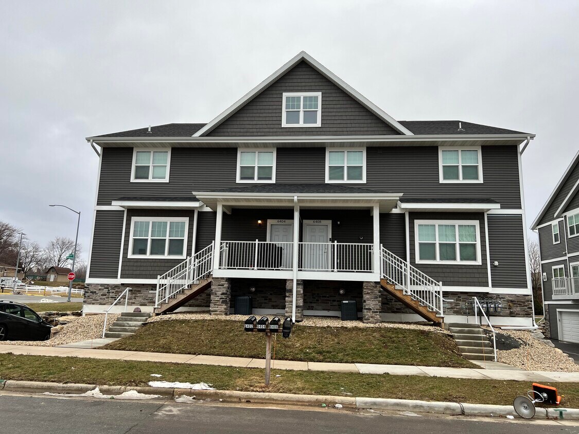 6414 Driscoll Dr, Madison, WI 53718 Townhome Rentals in Madison WI