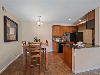 Building Photo - 10263 E Peakview Ave