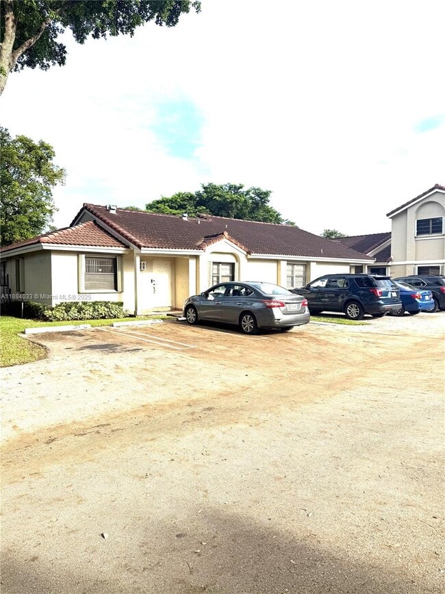 Building Photo - 6018 NW 172nd Terrace