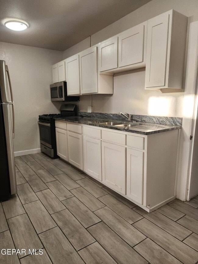 Foto del edificio - 2300 Bassett Ave