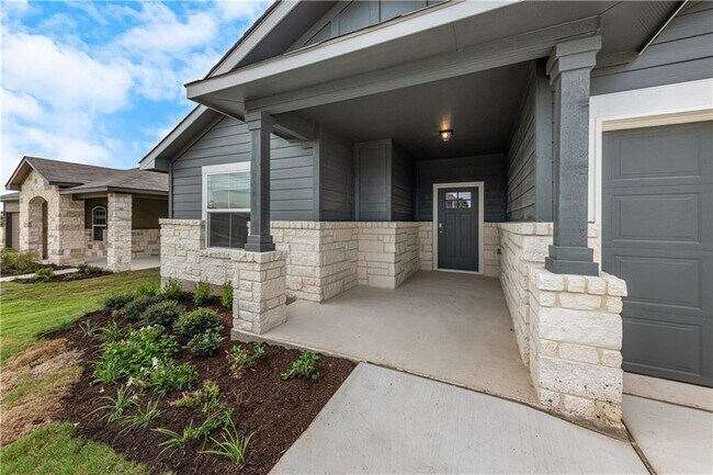 Building Photo - 1512 Fort Dessau Rd