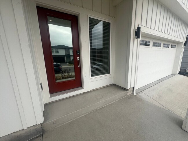 Foto del edificio - 3 Bed / 2.5 Bath in Ferndale, WA