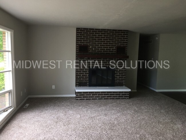Building Photo - 5137 N Pawnee Trl