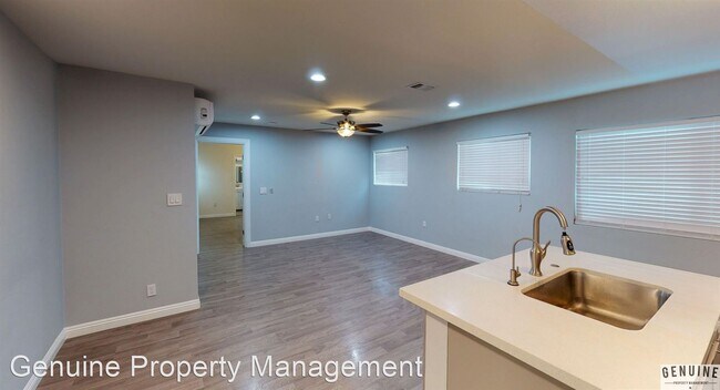 Foto del edificio - 1 br, 1 bath House - 119 South Citrus Ave 1/2