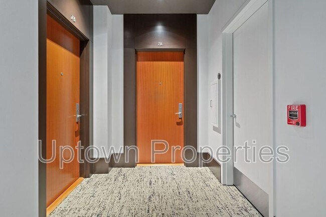 Foto del edificio - 1025 NW Couch St