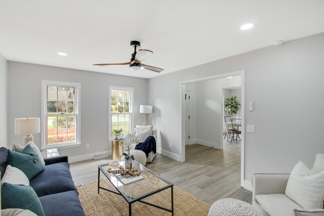 Foto del edificio - 305 Mayfield St