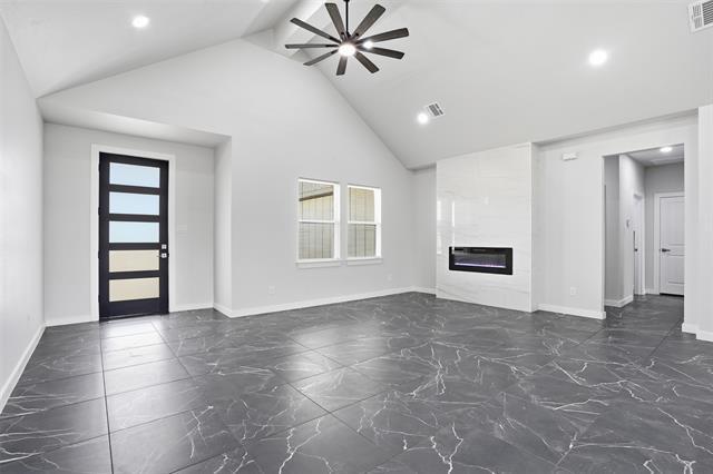 Foto del edificio - 544 Highview Ct