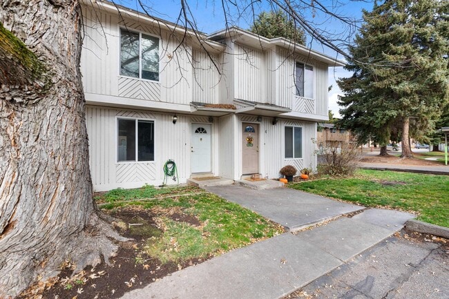 Building Photo - 1289 N 400 E