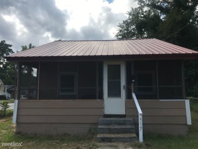 Building Photo - 3 br, 1 bath House - 517 E Boundary