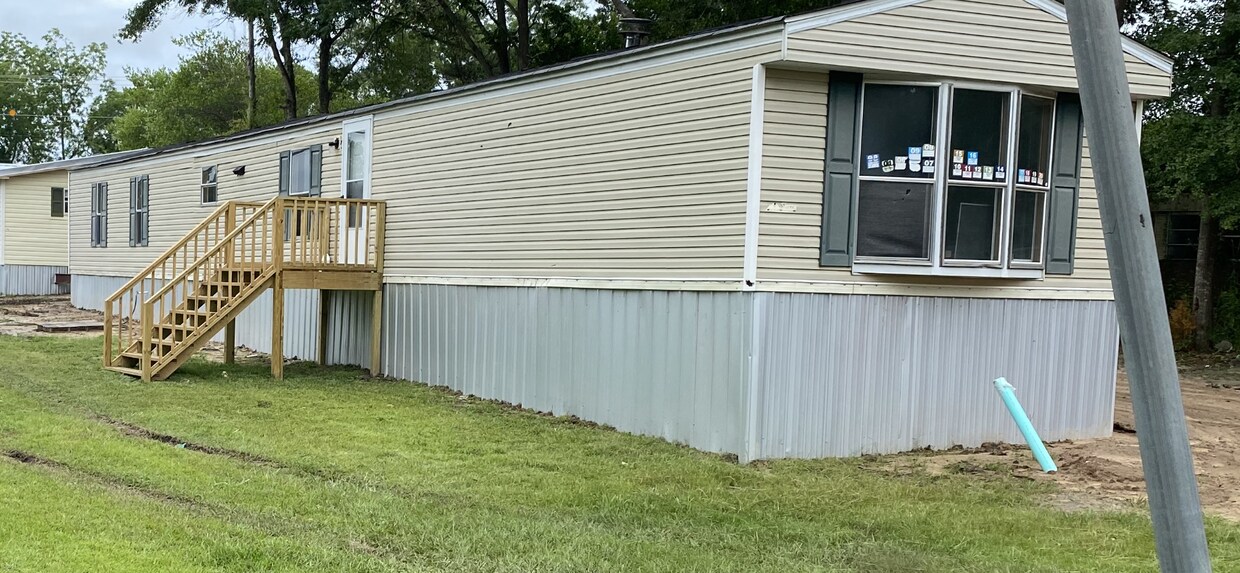 Foto principal - 214 Shipp Ln