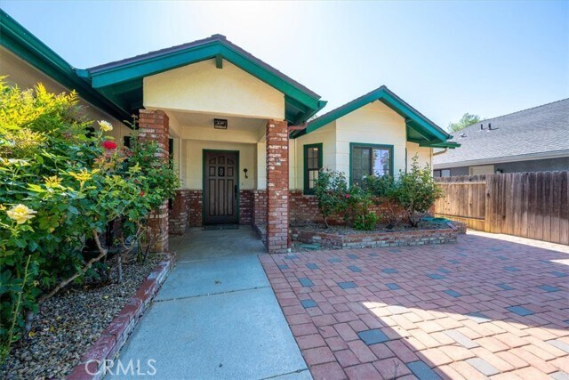 Building Photo - 836 Casals Dr