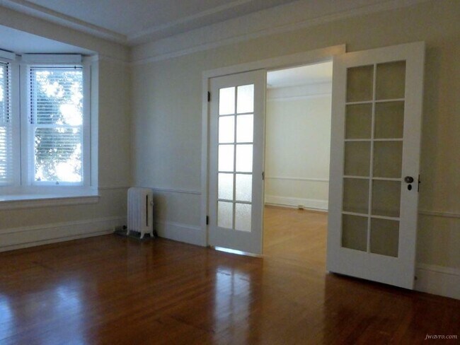 Foto del edificio - 225 Irving St