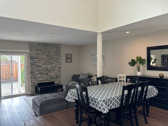 Foto del edificio - 6311 Benzo Dr